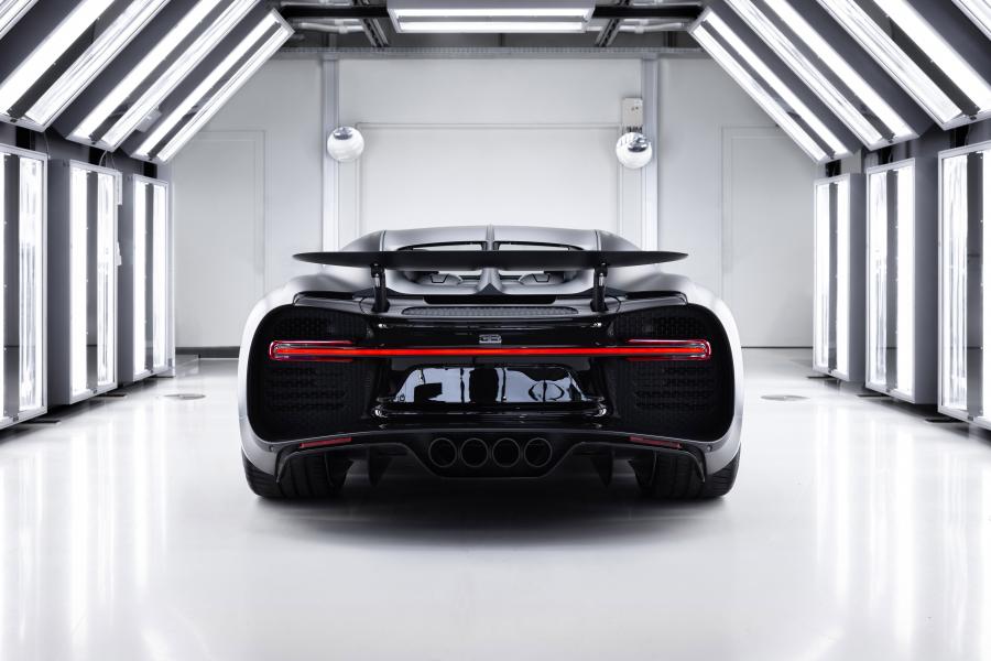 Bugatti Chiron Noire (250) 2020 года  (фото 9 из 10)